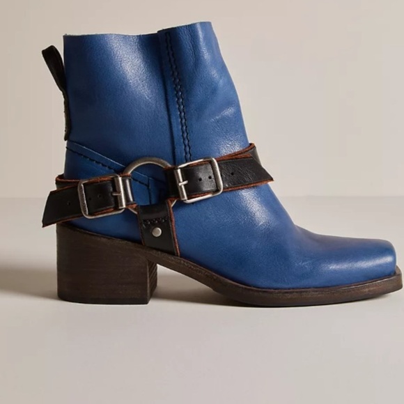 ANTHROPOLOGIE We The Free Briggs Crop Rider Boots BLUE SIZE 8 LIKE NEW - Picture 1 of 10